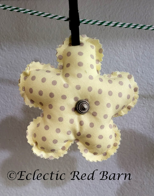 utterfly and Flower Garland. Share NOW. #garland, #eclecticredbarn, #butterflies, #flowers, #funfabric